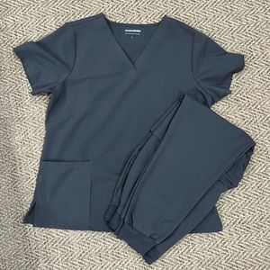 Women’s Mandala Scrub Set